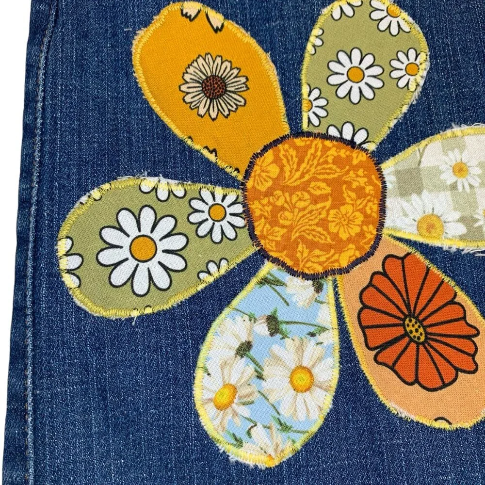 Sonoma Denim Pencil Jean Skirt Flower Applique Boho Crochet Trim Womens 8